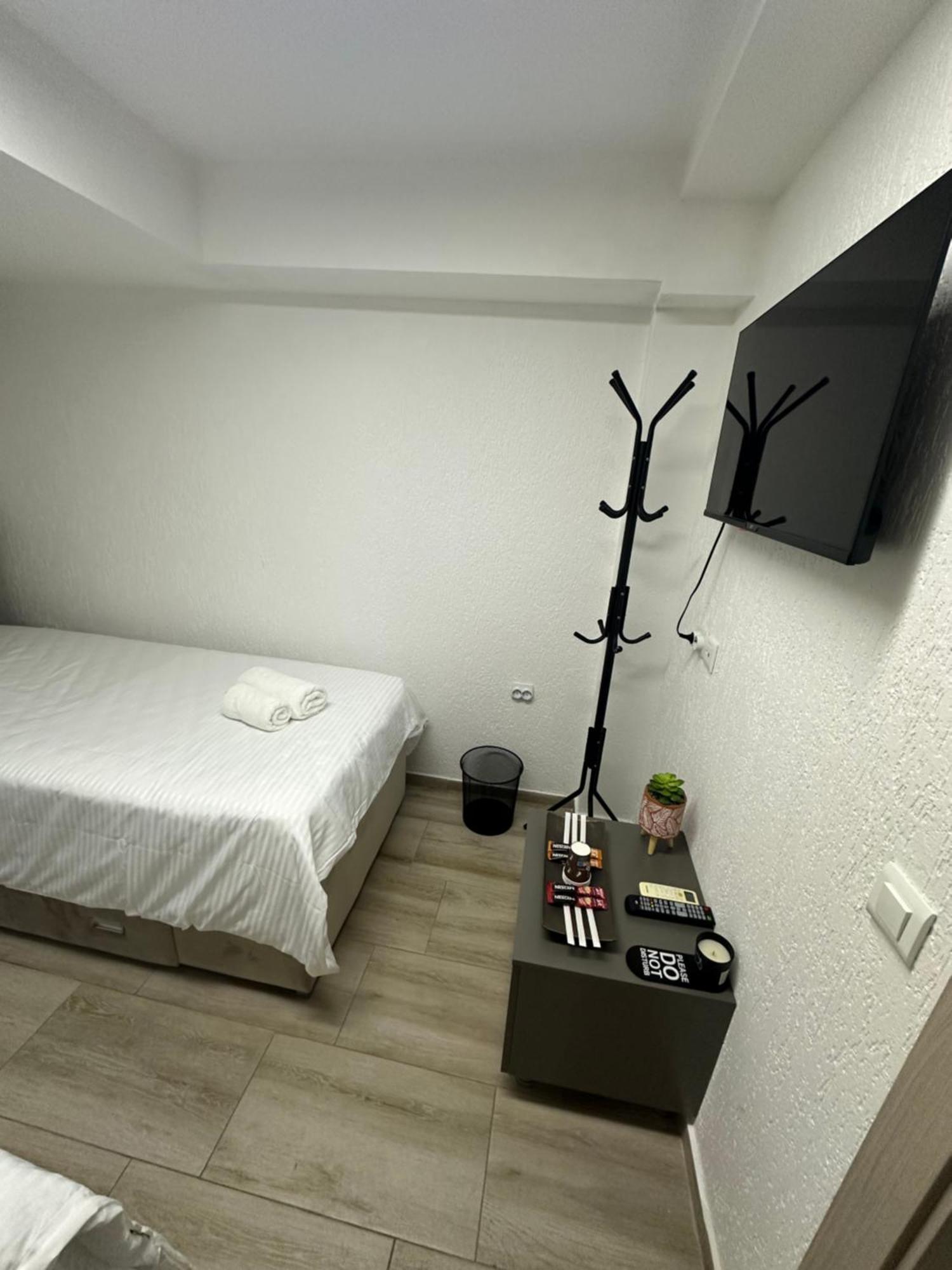 Next Rooms Skopje Exteriör bild
